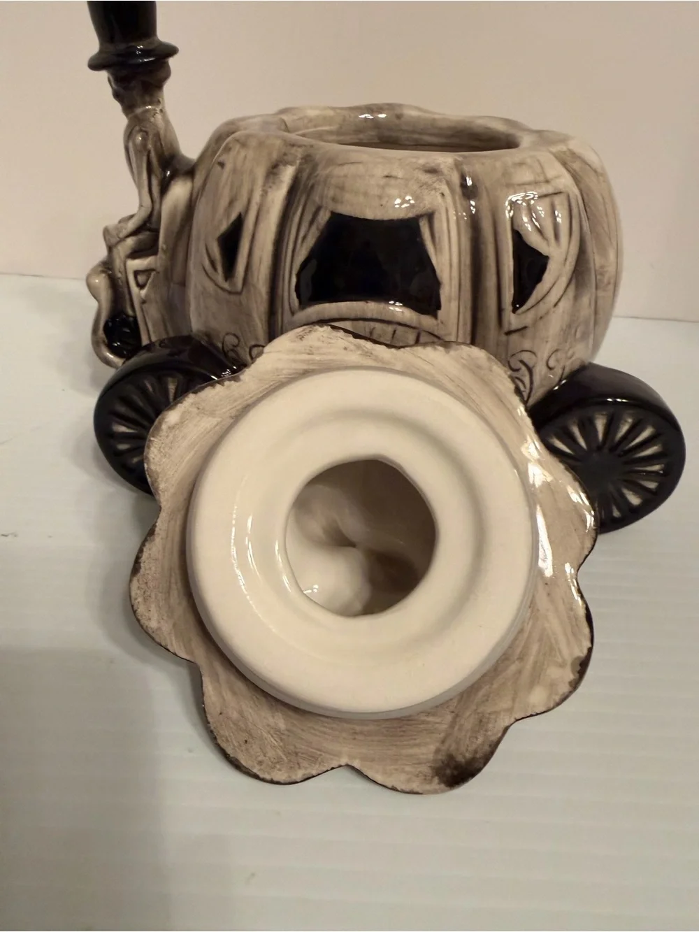 10 Strawberry St. Gray Halloween Stagecoach With Skeleton Cookie/Candy Jar NWT